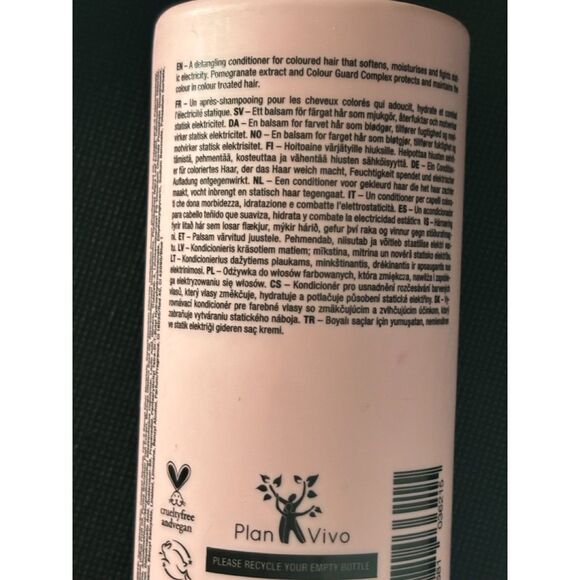 Maria Nila Luminous Colour Conditioner 300ml - Picture 3 of 4